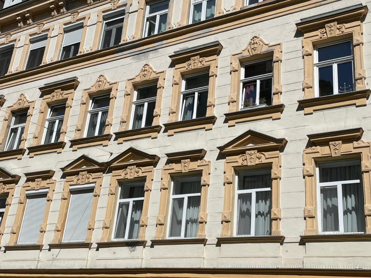 Madu-Living Vienna - Gustav Apartman Kültér fotó
